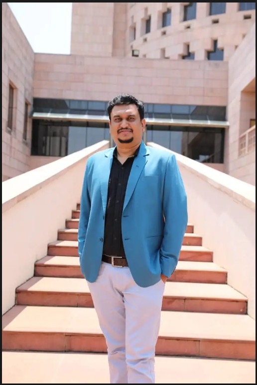 Gade Sagar Sanjay - India.jpg
